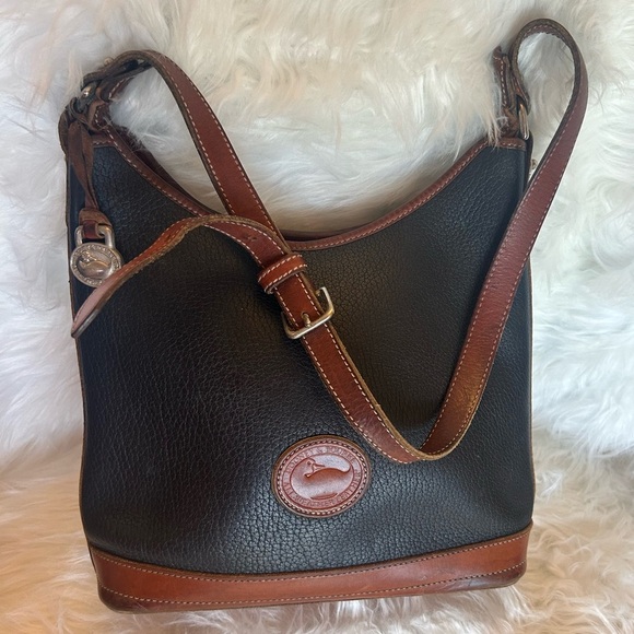 Dooney & Bourke Vintage Hobo Black and Tan Crossbody Shoulder Bag. F - Picture 1 of 12